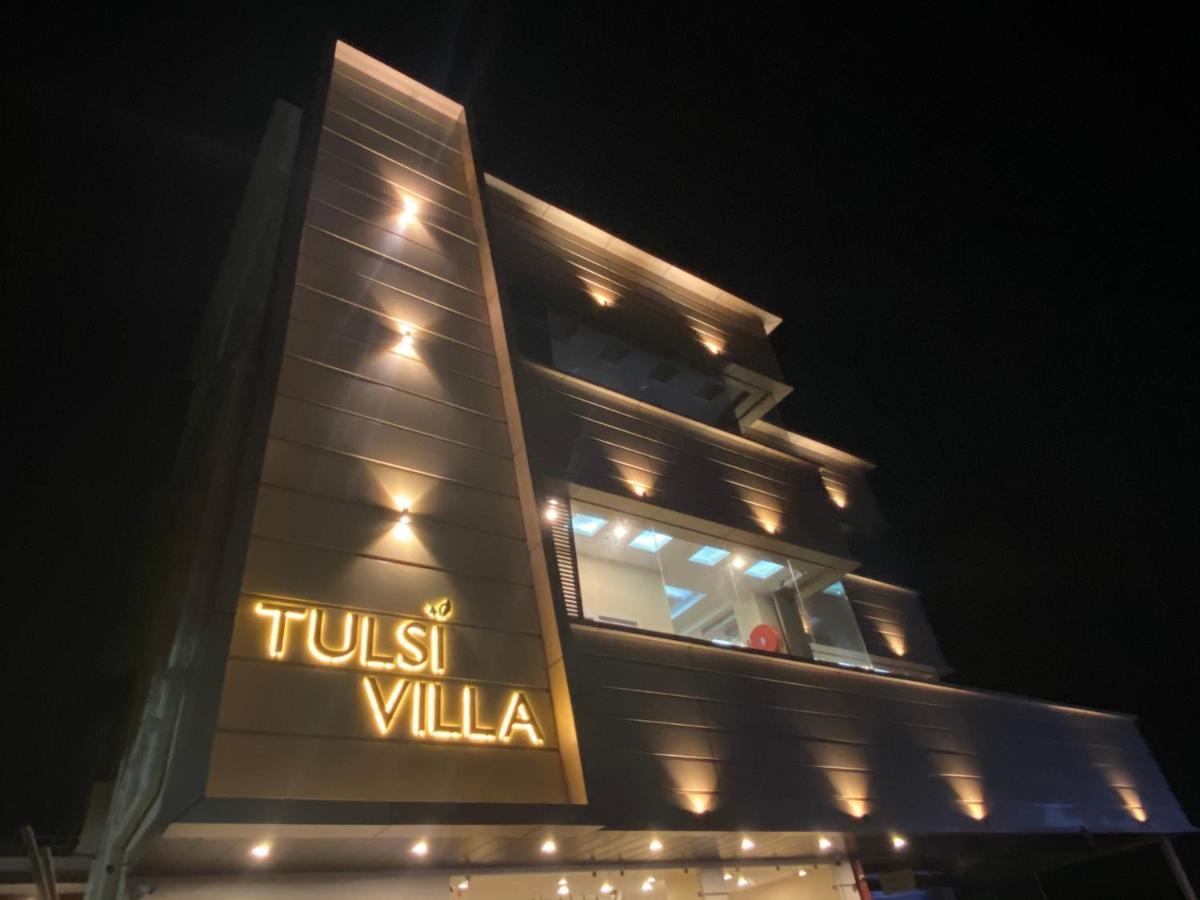 Hotel Tulsi Villa Dehradun Exterior photo